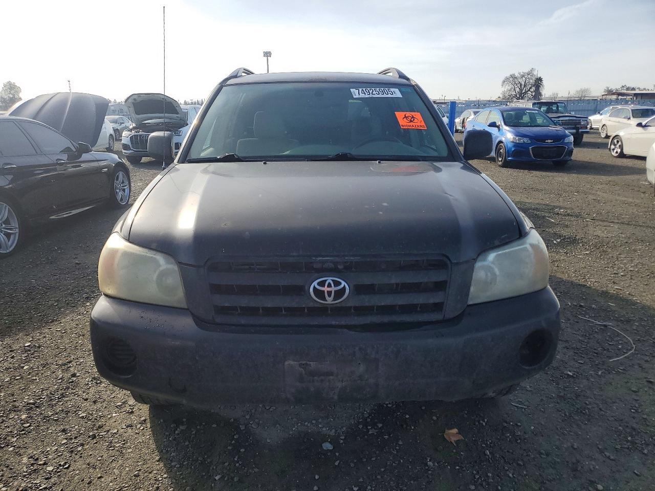 2004 Toyota Highlander Base