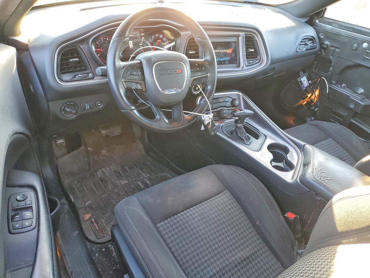 2018 Dodge Challenger sxt