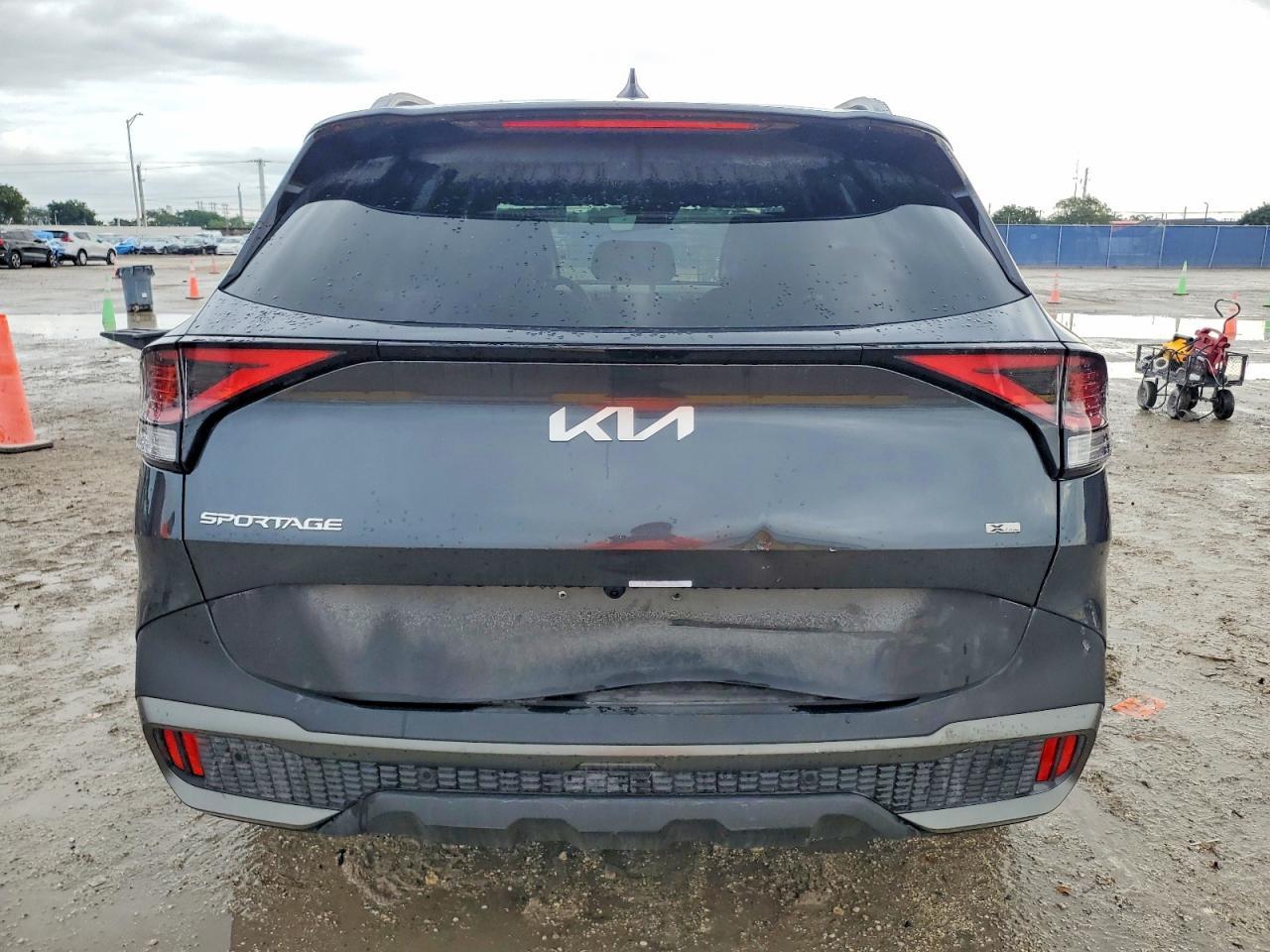 2023 KIA Sportage x Line