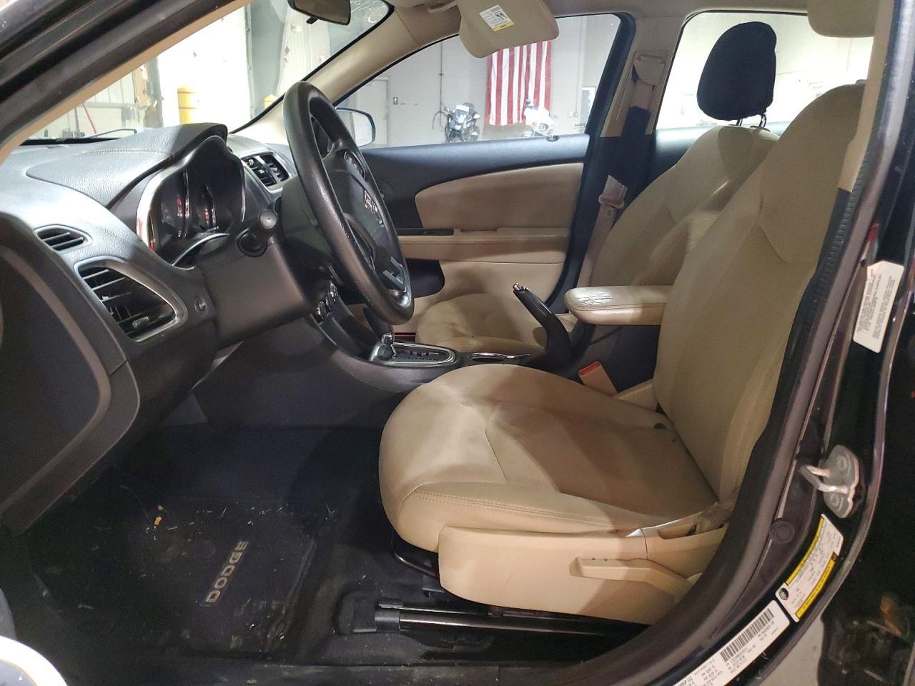 2014 Dodge Avenger se