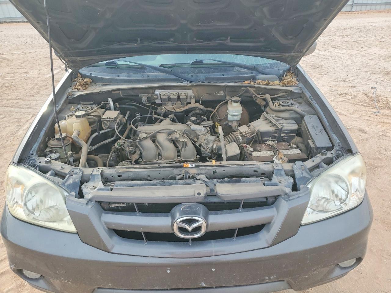 2005 Mazda Tribute s