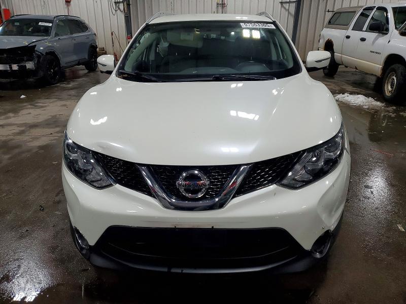2017 Nissan Rogue Sport sv