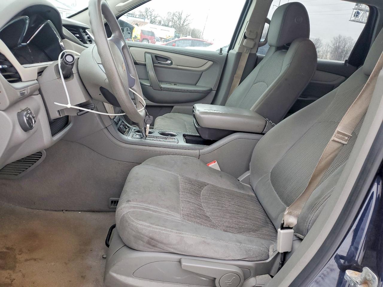 2017 Chevrolet Traverse ls