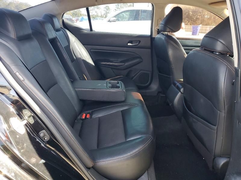 2021 Nissan Altima sr