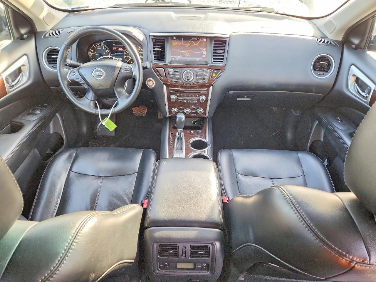 2015 Nissan Pathfinder s