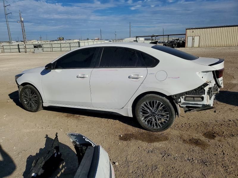 2024 KIA Forte gt Line