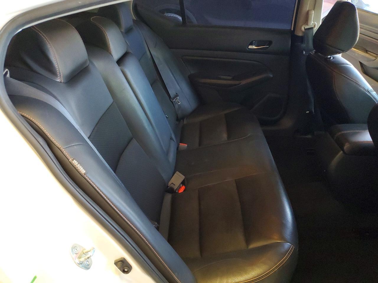 2021 Nissan Altima sr