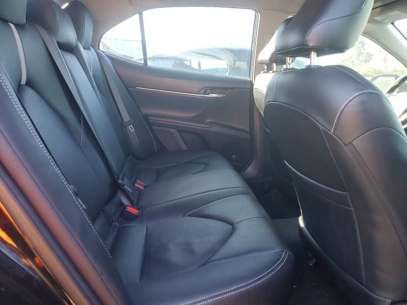 2020 Toyota Camry le