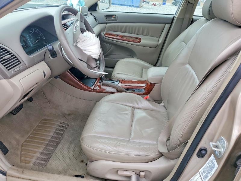 2002 Toyota Camry le