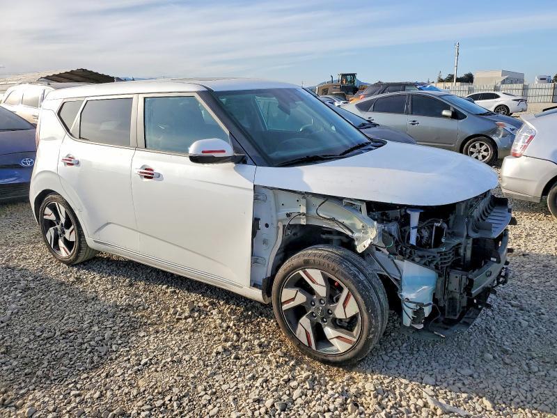 2023 KIA Soul gt Line