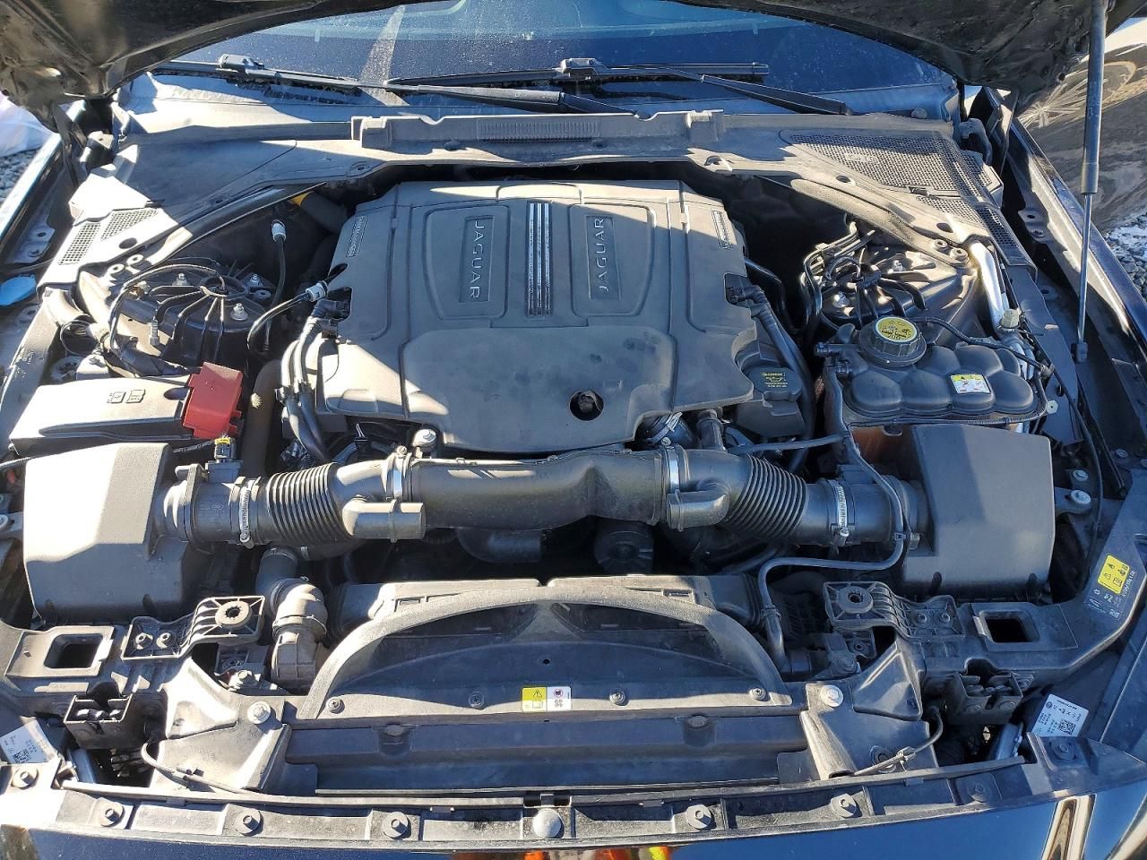 2017 Jaguar Xe R-sport