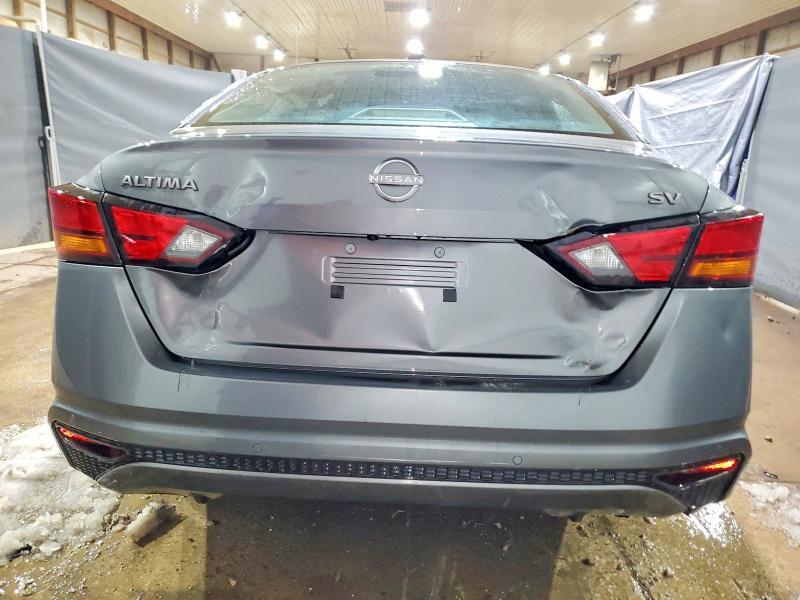 2024 Nissan Altima sv