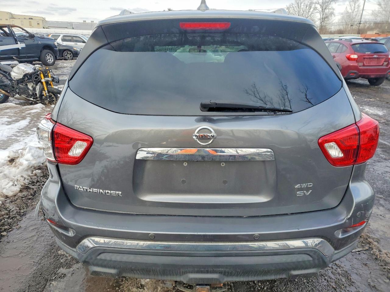 2019 Niss Pathfinder sv