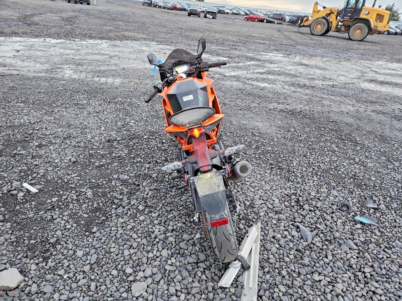 2024 KTM 390 RC