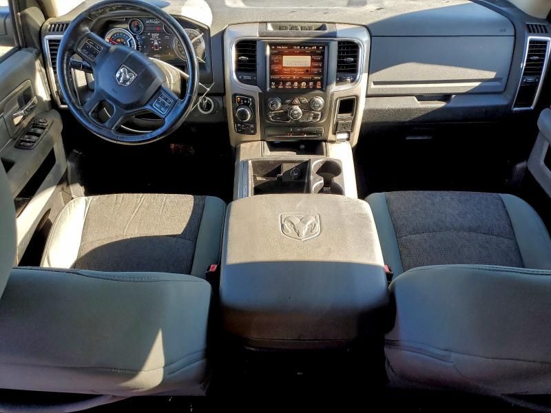 2015 Dodge Ram 1500 slt