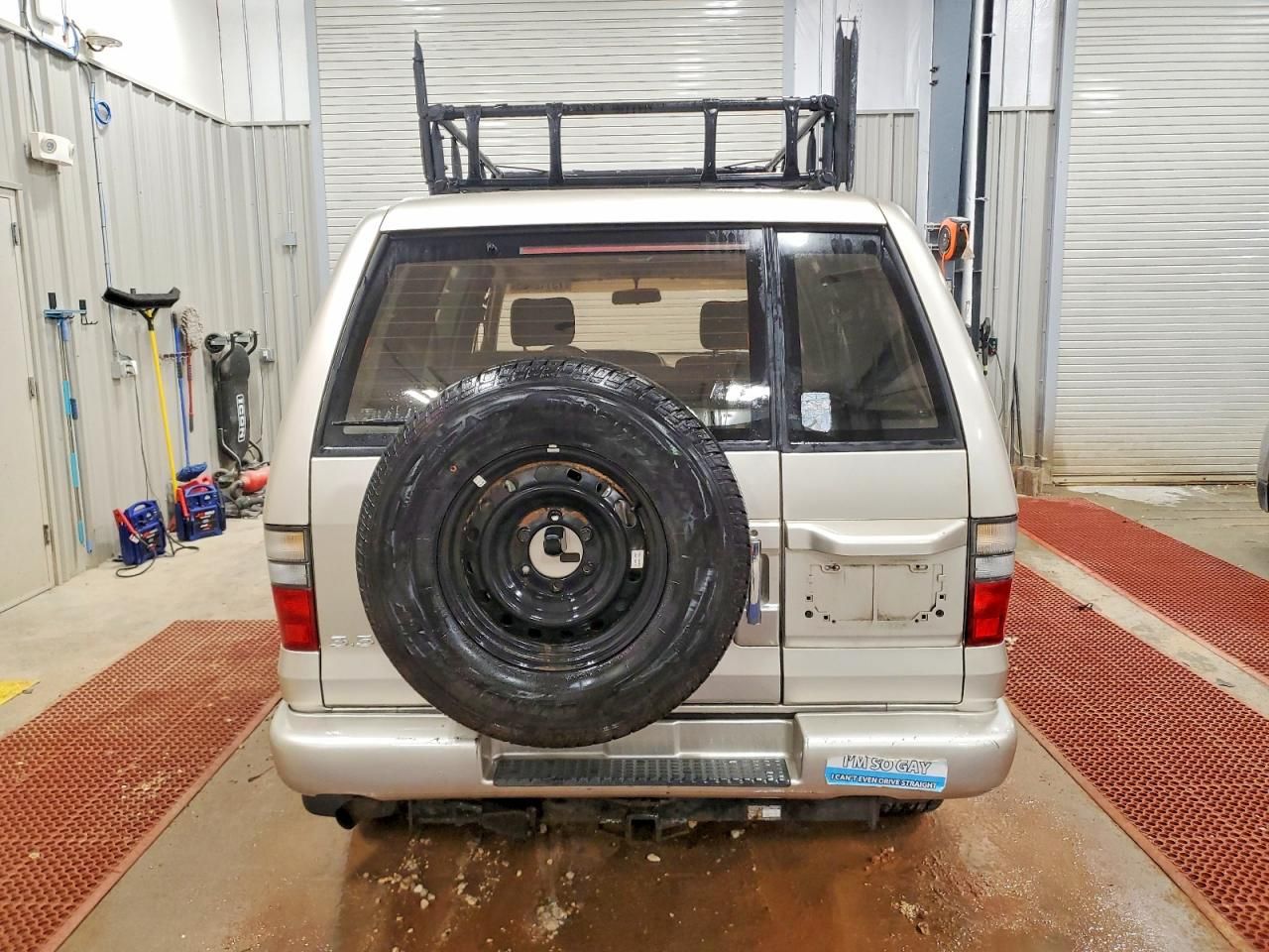 2000 Isuzu Trooper s