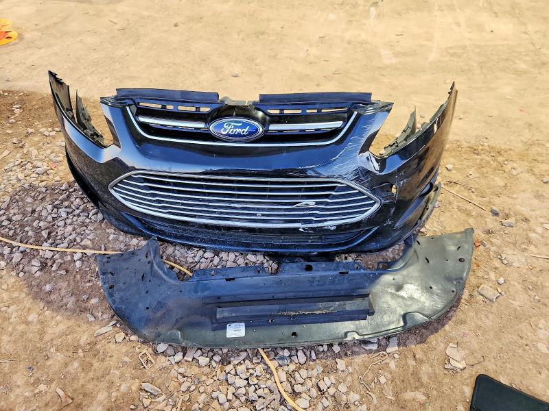 2024 Ford Escape st Line