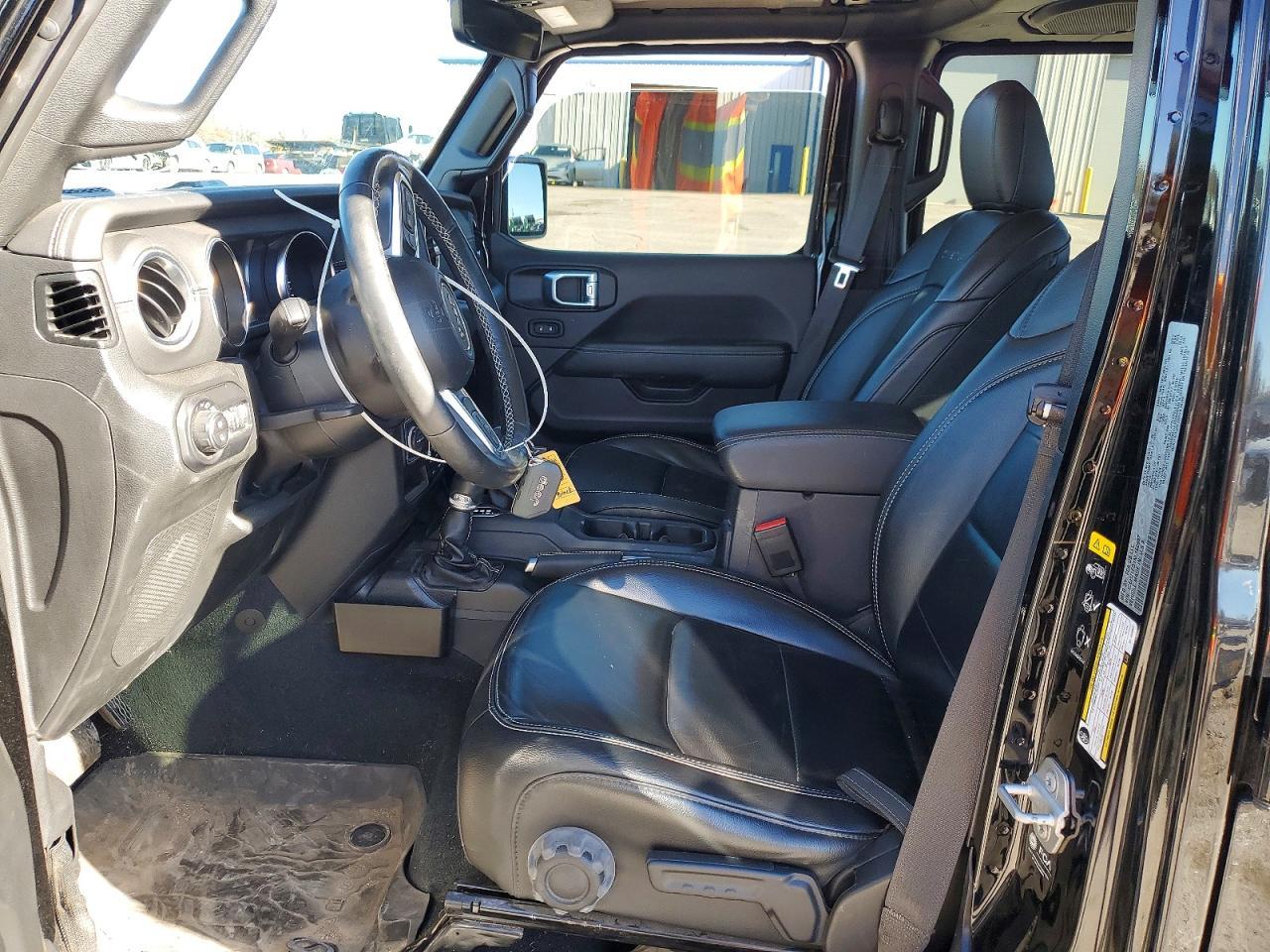 2022 Jeep Gladiator Overland