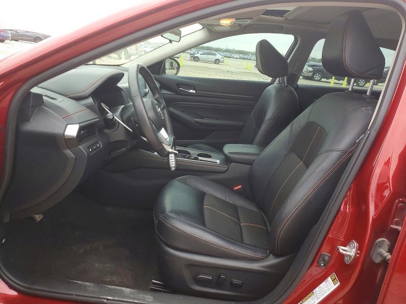 2022 Nissan Altima sr