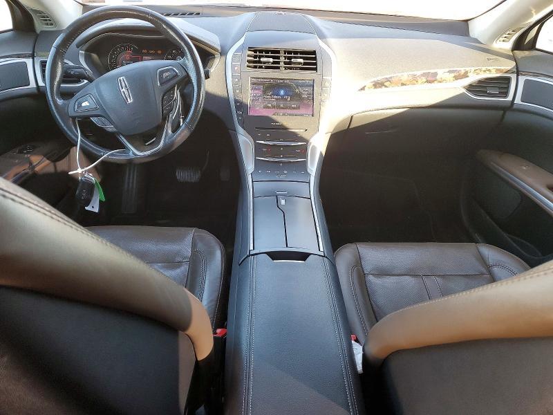 2013 Lincoln Townhouse MKZ