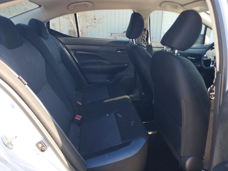 2024 Nissan Versa sv