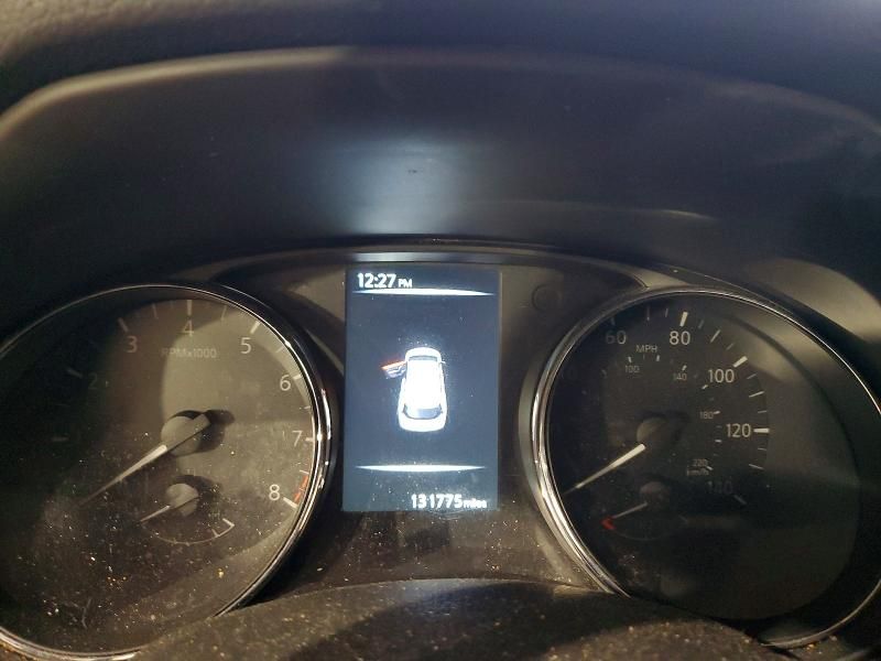 2017 Nissan Rogue sv