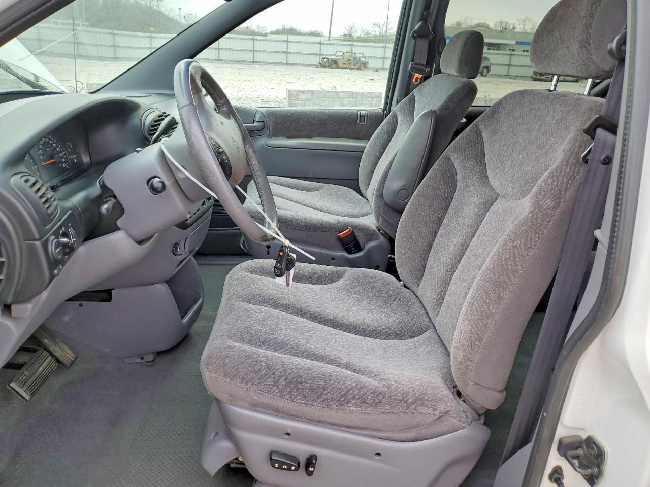 2000 Dodge Grand Caravan se