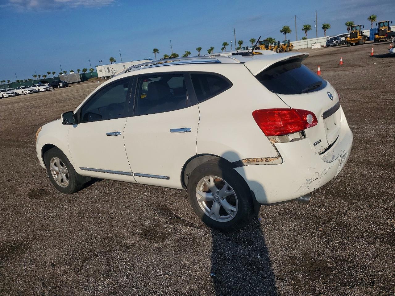 2011 Nissan Rogue s