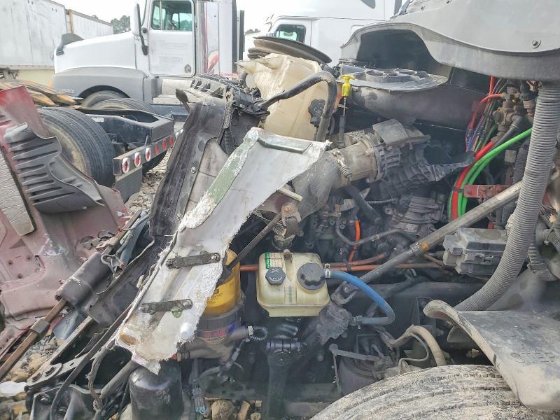 2018 Freightliner Cascadia 125