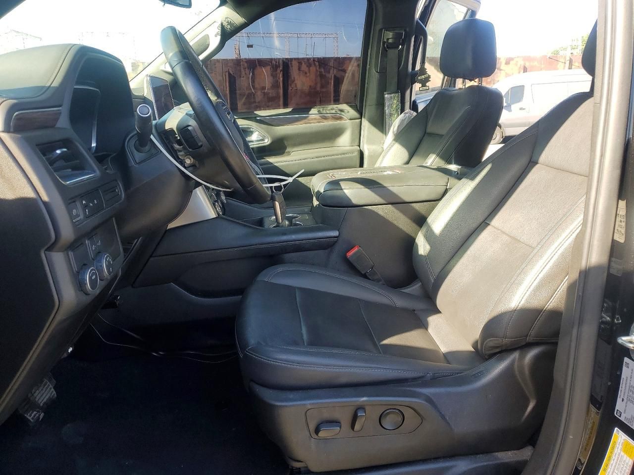 2023 Chevrolet Suburban C1500 lt