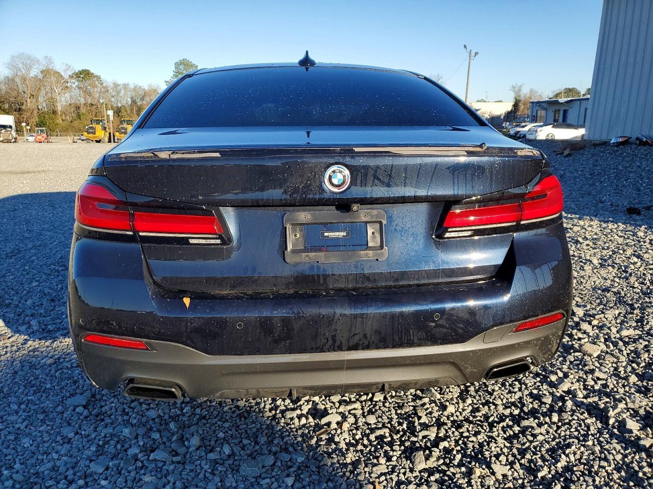 2021 BMW 530 i