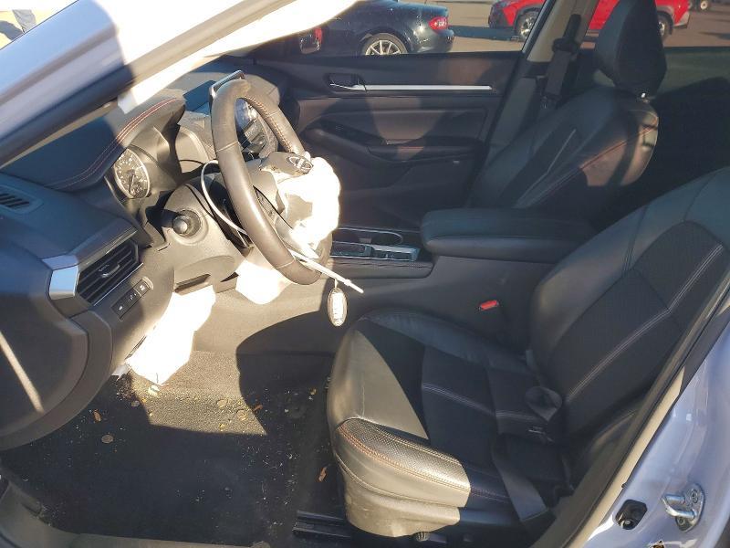 2024 Nissan Altima sr