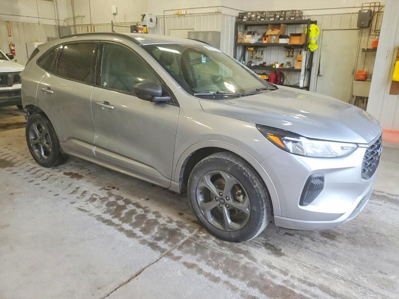 2023 Ford Escape st Line