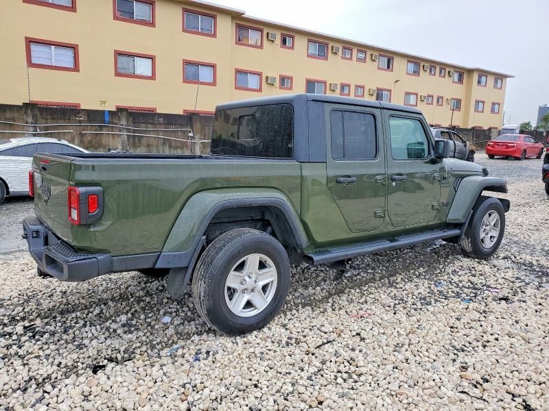2022 Jeep Gladiator Sport