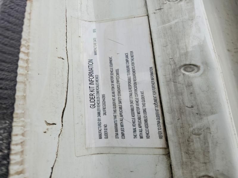 2016 Freightliner Coronado Semi Truck