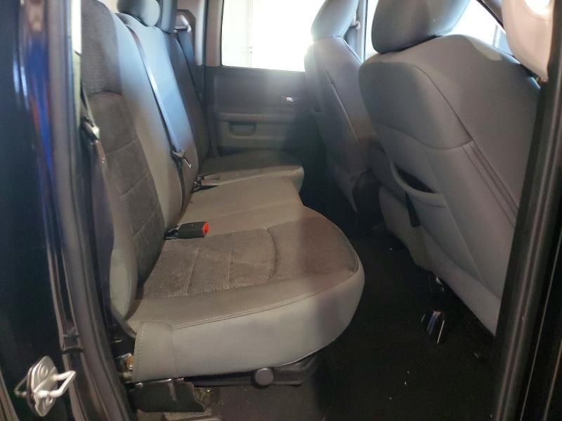 2015 Dodge Ram 1500 slt