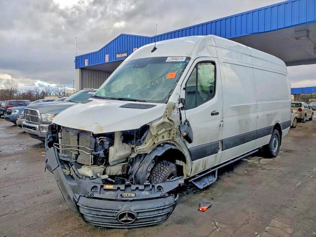 2022 Mercedes-Benz Sprinter 2500