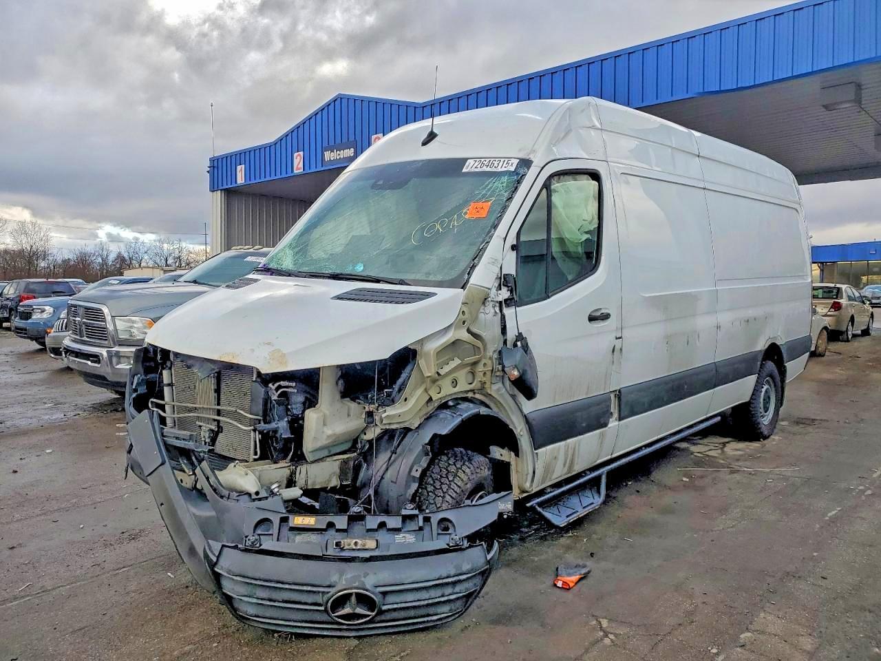 2022 Mercedes-Benz Sprinter 2500