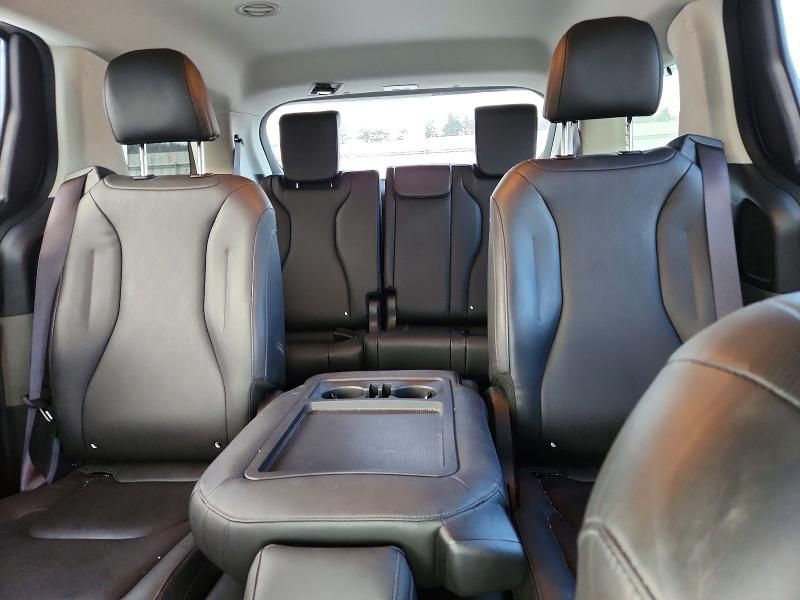 2025 KIA Carnival ex