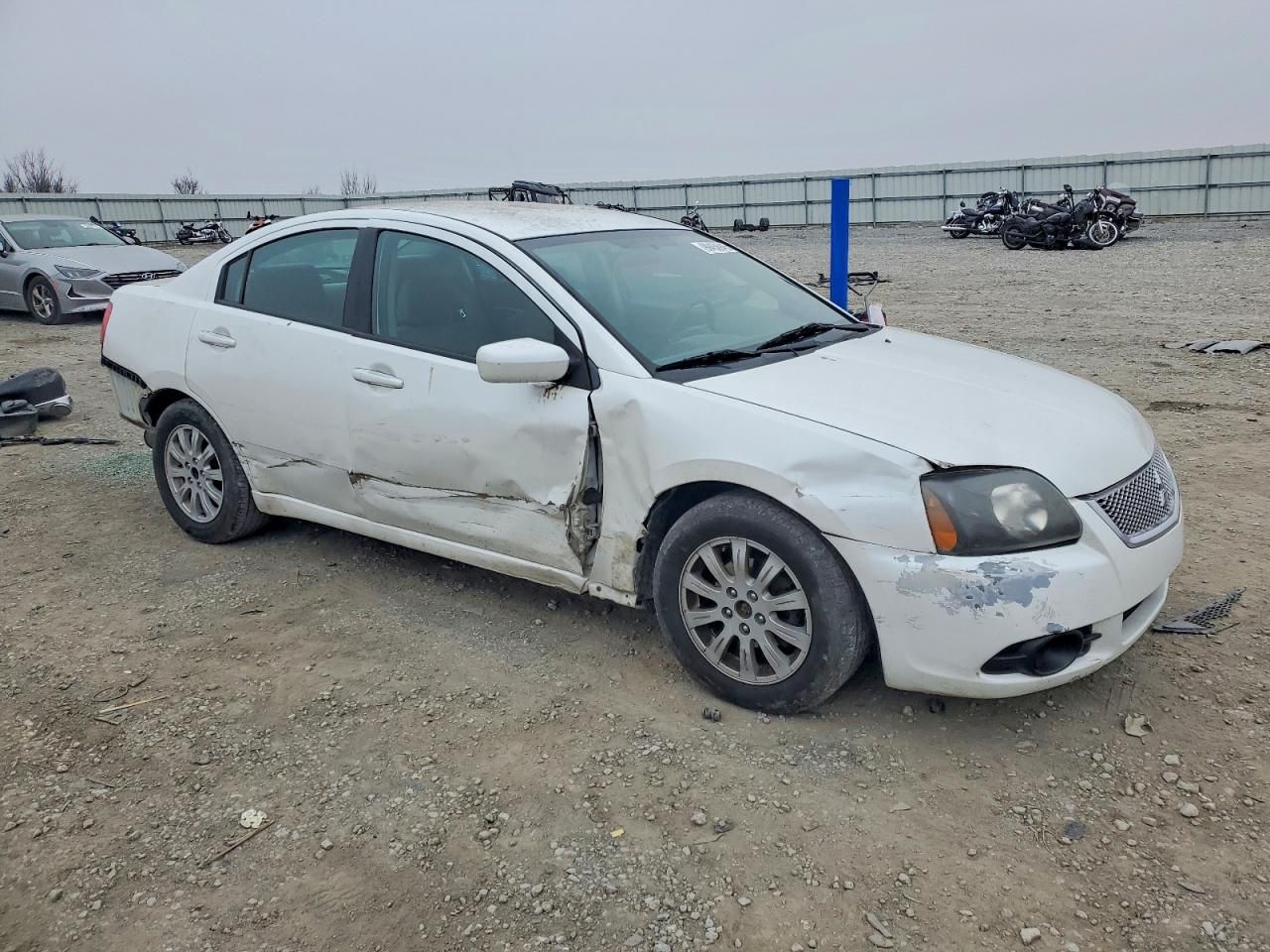 2011 Mitsubishi Galant fe