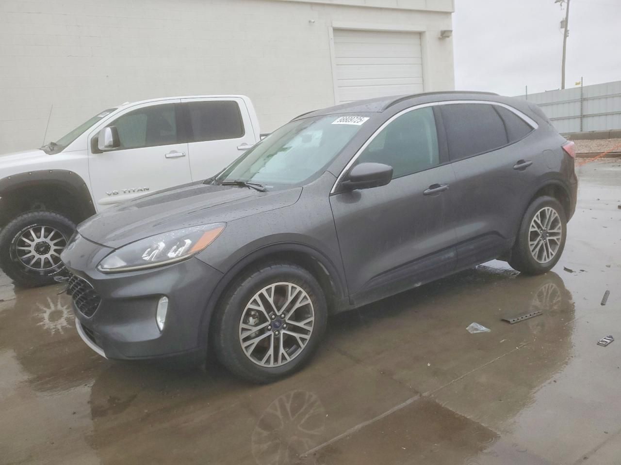 2020 Ford Escape sel