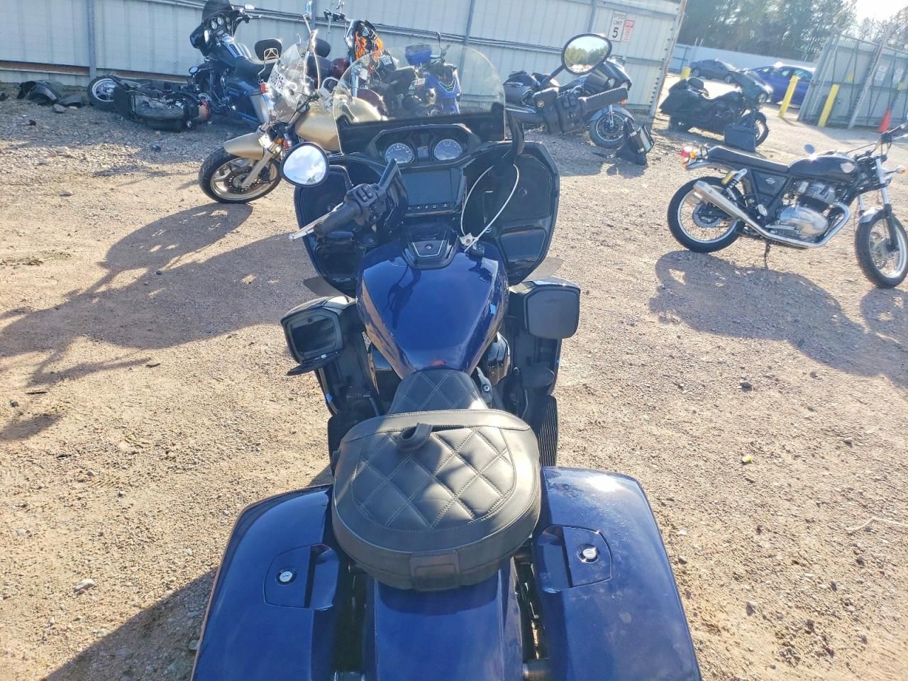 2024 Indian Motorcycle Co. Pursuit Dark Horse