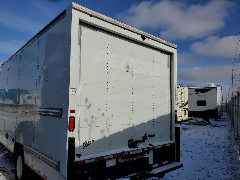 2022 GMC Savana CUT-BOX Truck