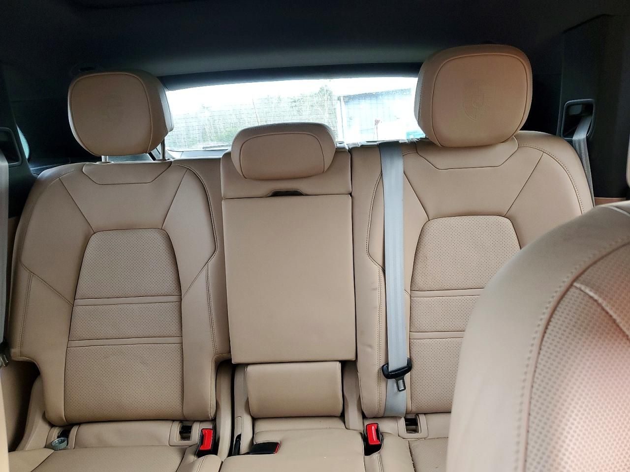 2023 Porsche Cayenne Base