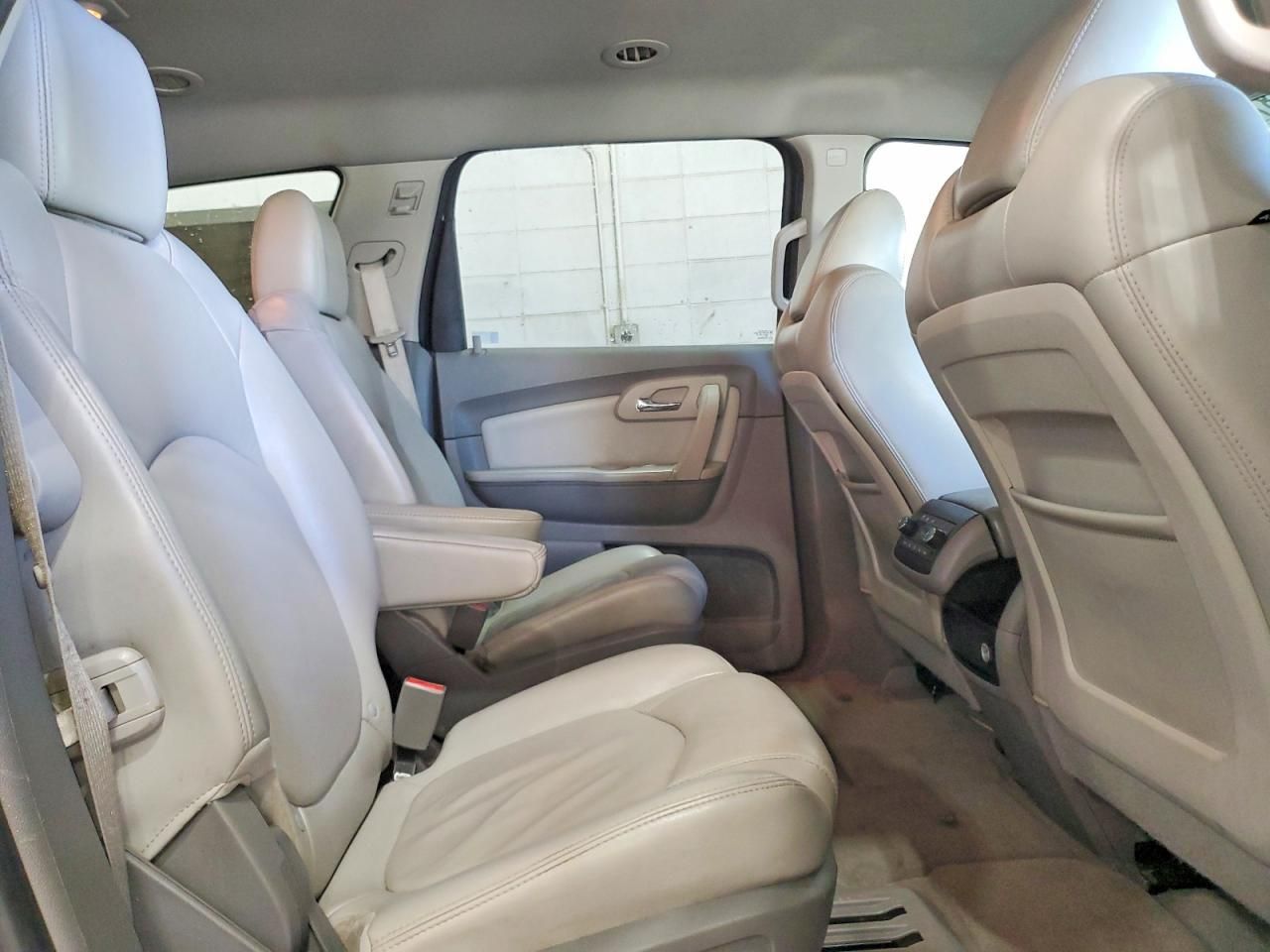 2012 Chevrolet Traverse lt