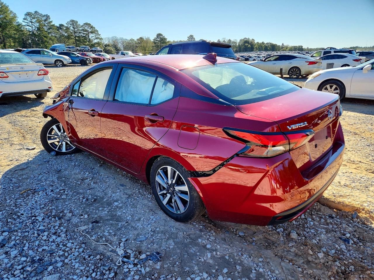 2025 Nissan Versa sv