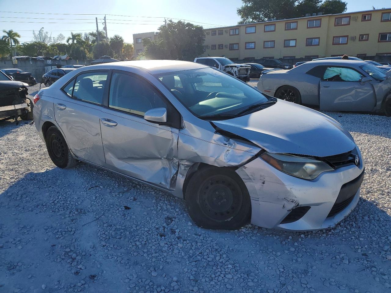 2014 Toyota Corolla l