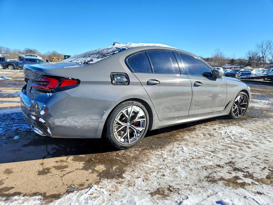 2022 BMW 540 xi