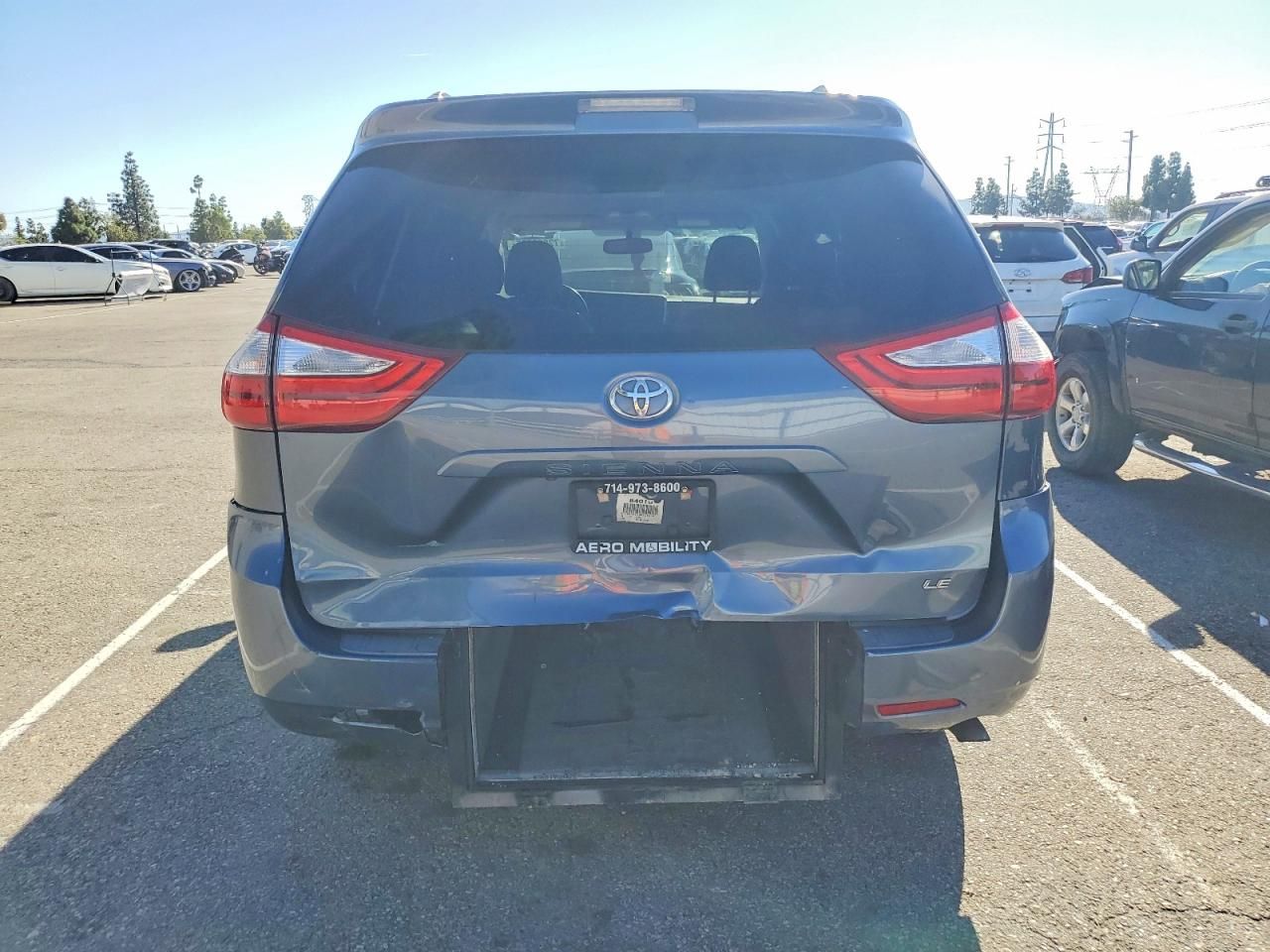 2016 Toyota Sienna le