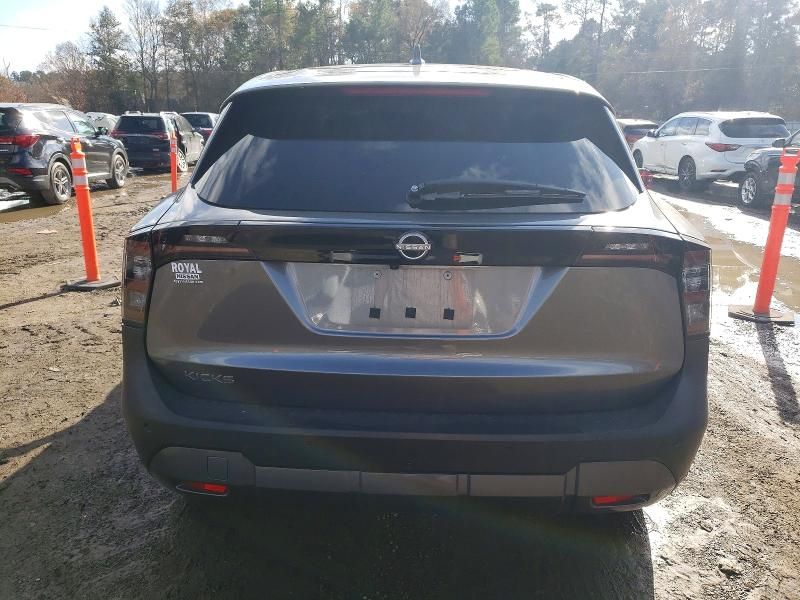 2025 Nissan Kicks sv